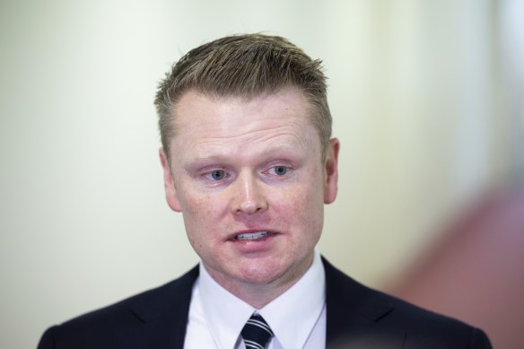 Liberal MP Keith Wolahan, who served in Afghanistan, has called for more accountability from senior military leaders.